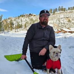 French Bulldogs and Pomeranians from Diamond Deluxx Frenchies