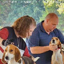 Dot Dot - American Foxhound