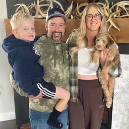 Titan • Orange Collar Boy - Bernedoodle puppy from Pear Tree Poodles & Doodles