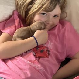 Girl 1 - Golden female Golden Retriever puppy in Sevierville, Tennessee from Renko Kennel