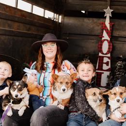 Pembroke Welsh Corgis from Parker Corgis