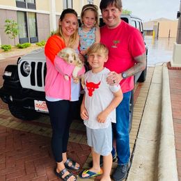 Miniature Australian Shepherd Puppies from Vineyard Ridge Mini Aussies