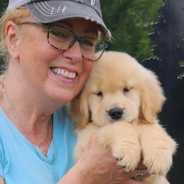 Golden Retriever Puppies from Blue River Goldens