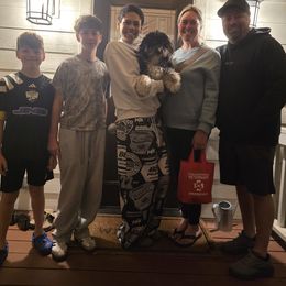 Girl 3 mittens - Tri-color female Bernedoodle puppy in Vancouver, Washington from Doo a Little Doodle