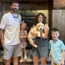 Daisy - Light golden female Golden Retriever puppy in Seagrove, North Carolina from Willow Oak Farm Golden Retrievers